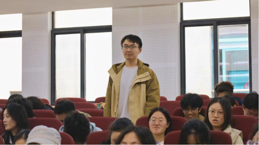 免费看A片