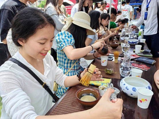 免费看A片
